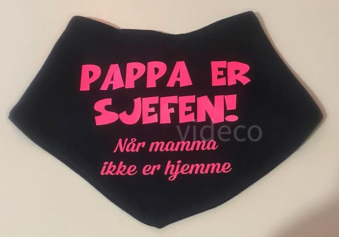 Hovedbilde Smekke - sort m/tekst
