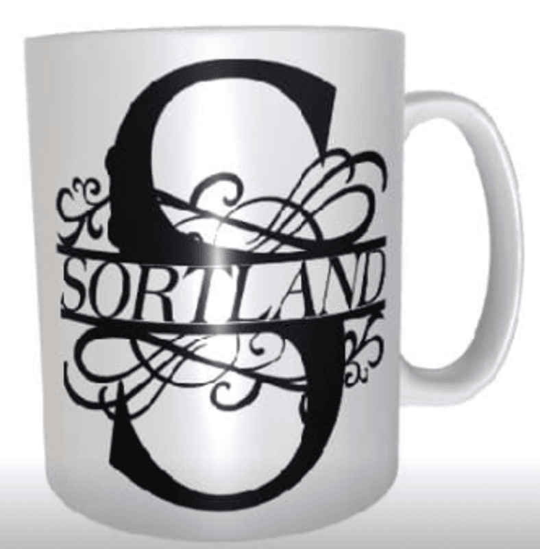 Kopp med monogram/stedsnavn