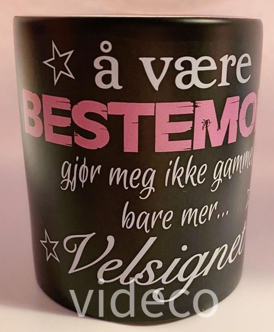 Hovedbilde Kopp- Å være BESTEMOR gjør meg ikke gammel,  bare mer..... ...