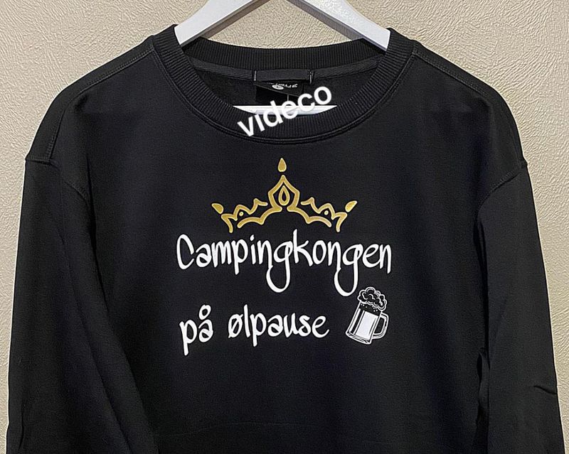 T-shirt, Campingkongen på ølpause/ølkrus